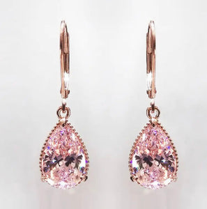 Rose gold Drop earrings