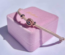 Load image into Gallery viewer, Pink leather and 925 silver bracelet