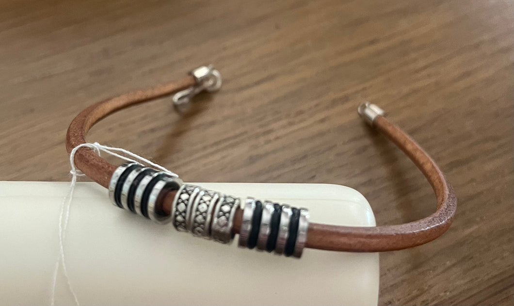 Brown leather bracelet