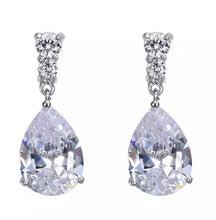 Load image into Gallery viewer, Coloured crystal drop earrings