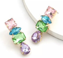 Load image into Gallery viewer, Multi colour earrings