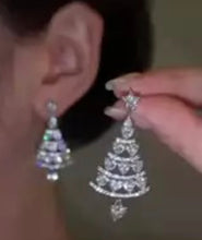 Load image into Gallery viewer, Christmas tree earrings
