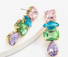 Load image into Gallery viewer, Multi colour earrings