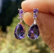 Load image into Gallery viewer, Coloured crystal drop earrings