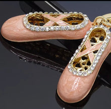 Load image into Gallery viewer, Ballet shoe key ring / charm